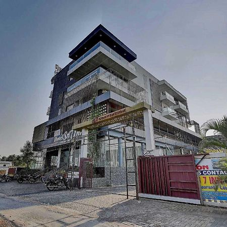Collection O Oth Sri7 Inn Anantapur Extérieur photo